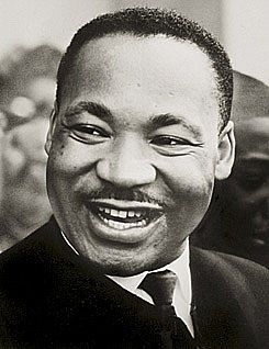 Martin Luther King Jr. (http://entertainmentrundown.com/wp-content/uploads/2009/01/martinlutherkingjr.jpg)