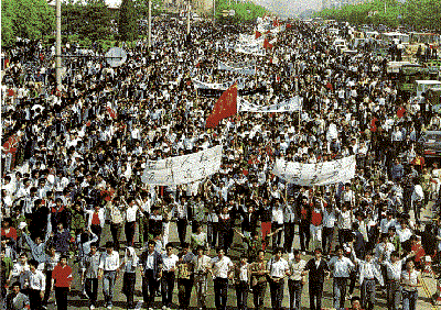 Students protesting at Tiananmen Square (www.historywiz.com)