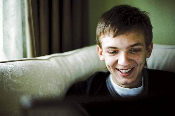 Teenager Sergei Abramov writes for and edits his own student website, a nonprofit partly funded by Microsoft. <P>Eugene Petrushanskiy