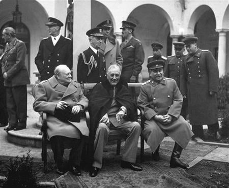 Franklin Roosevelt is at the Yalta conference (upload.wikimedia.org ())
