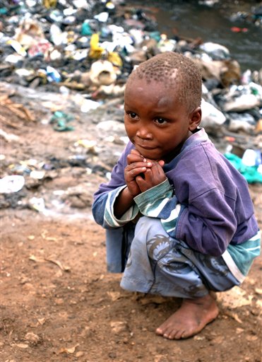 http://www.myhero.com/images/AP_Story/progress/g1_u56087_kenyan_poverty.jpg
