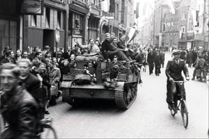 Canadian Troops Liberating Holland 