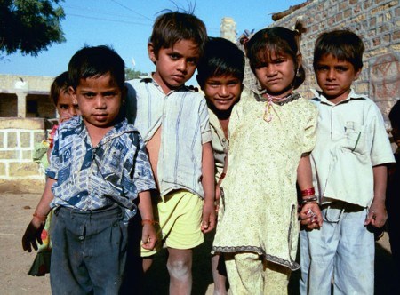 <a href=http://www.edwebproject.org/spotlight/archives/india/jaisalmer.dalitkids.jpg>Dalit children</a>