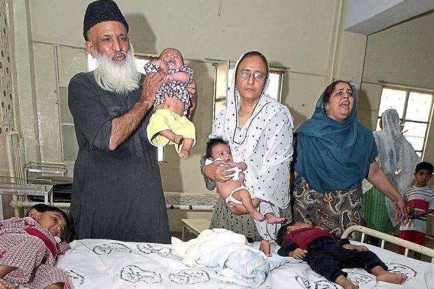 Edhi caring for orphans at Edhi Welfare Centre (http://www.thestar.com.my/lifestyle/people/2015/04 (AFP ))